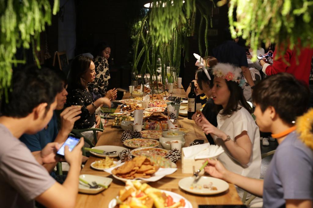 Oneday Hostel Sukhumvit 26 Bangkok Bagian luar foto