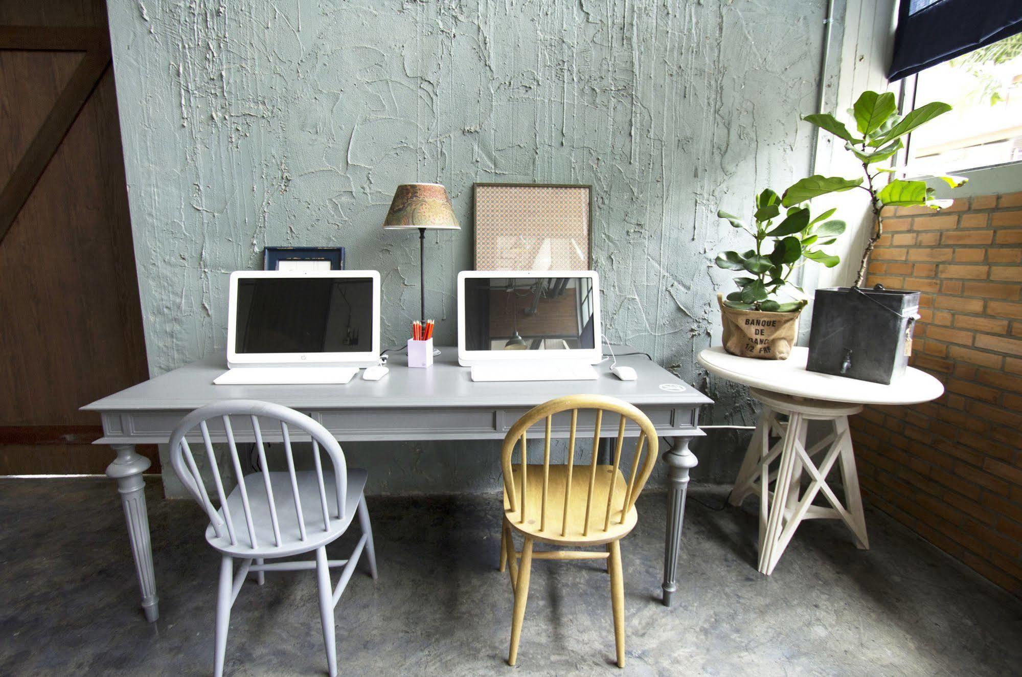 Oneday Hostel Sukhumvit 26 Bangkok Bagian luar foto