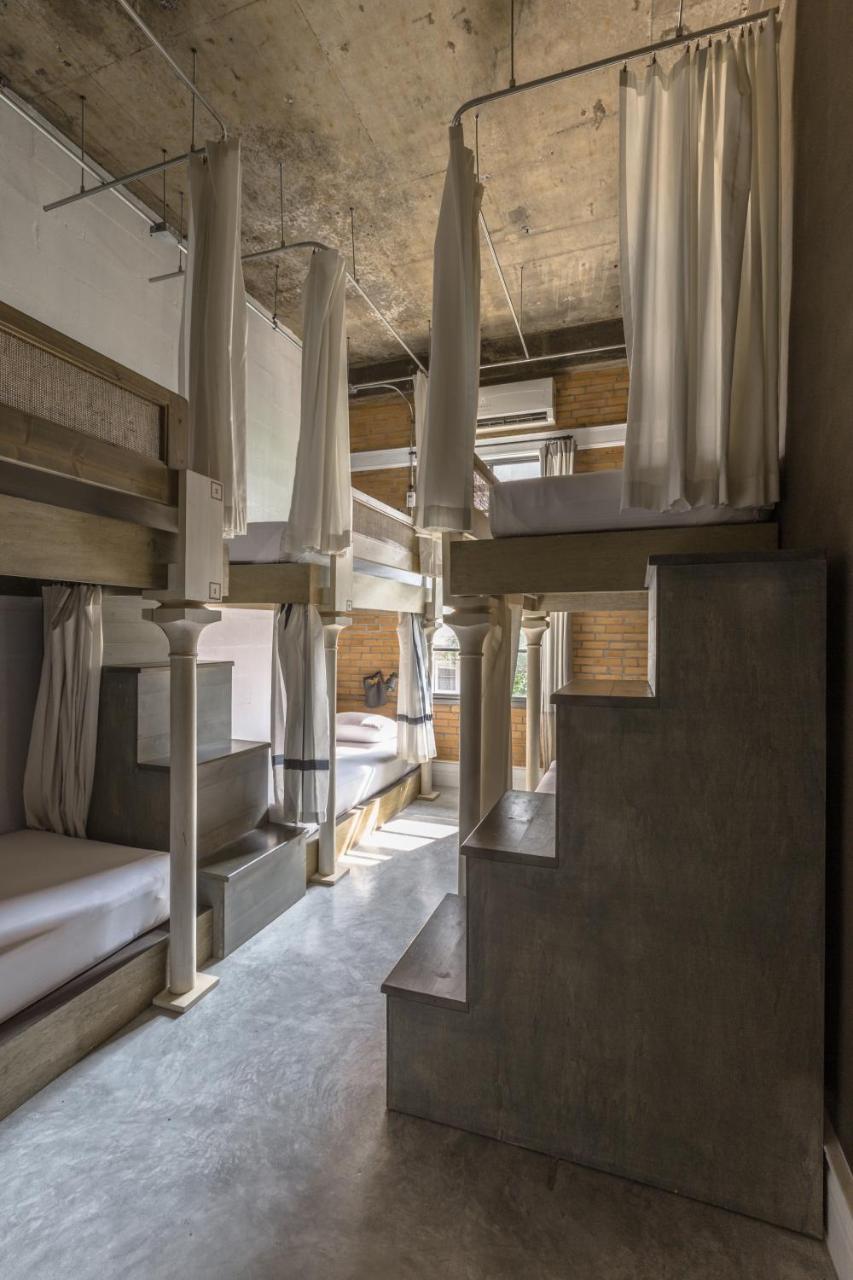 Oneday Hostel Sukhumvit 26 Bangkok Bagian luar foto